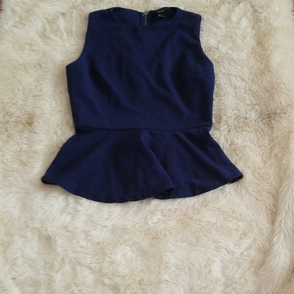 Sleeveless peplum top